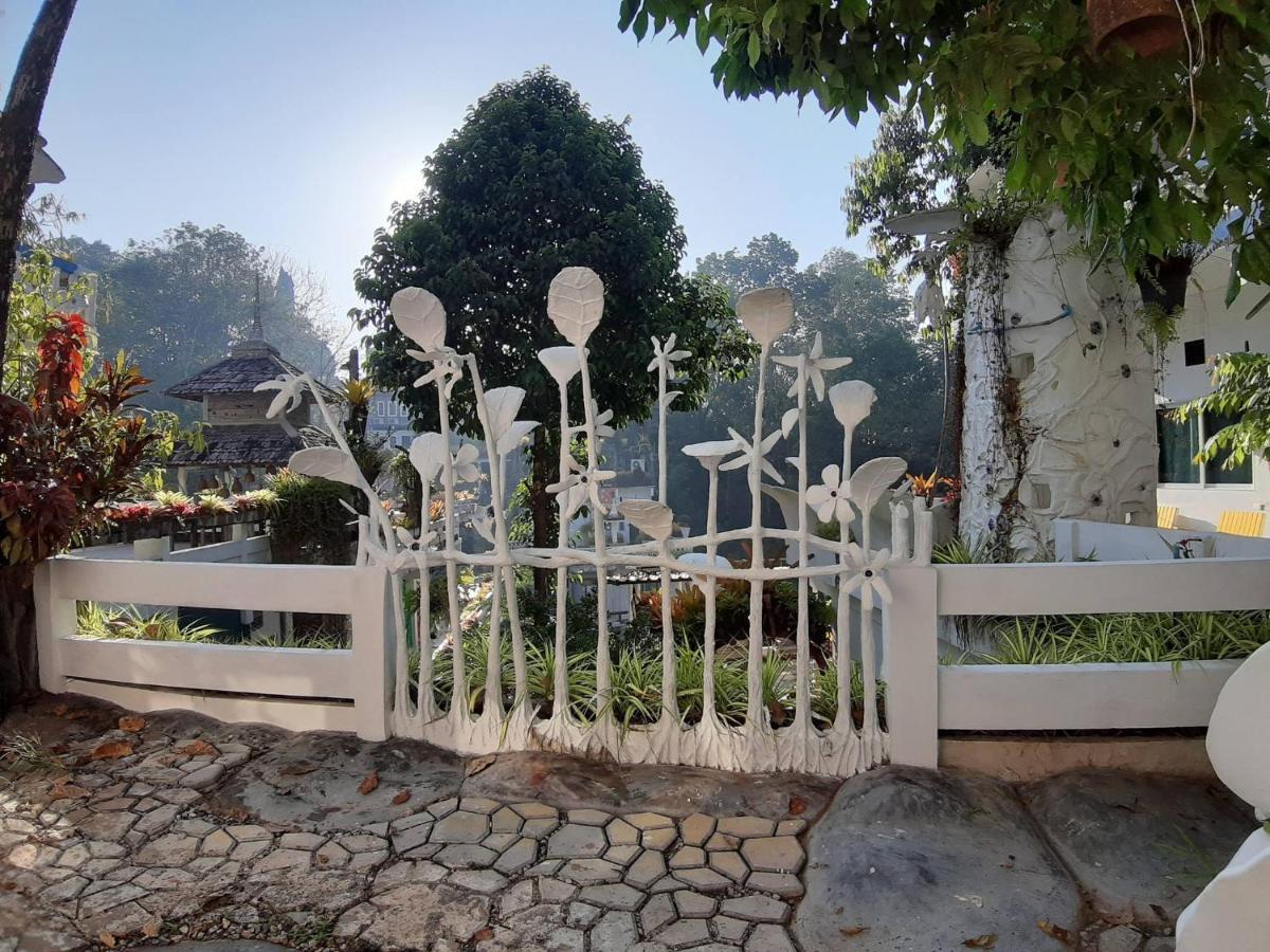 Banthorphan Resort Sangkhla Buri Luaran gambar